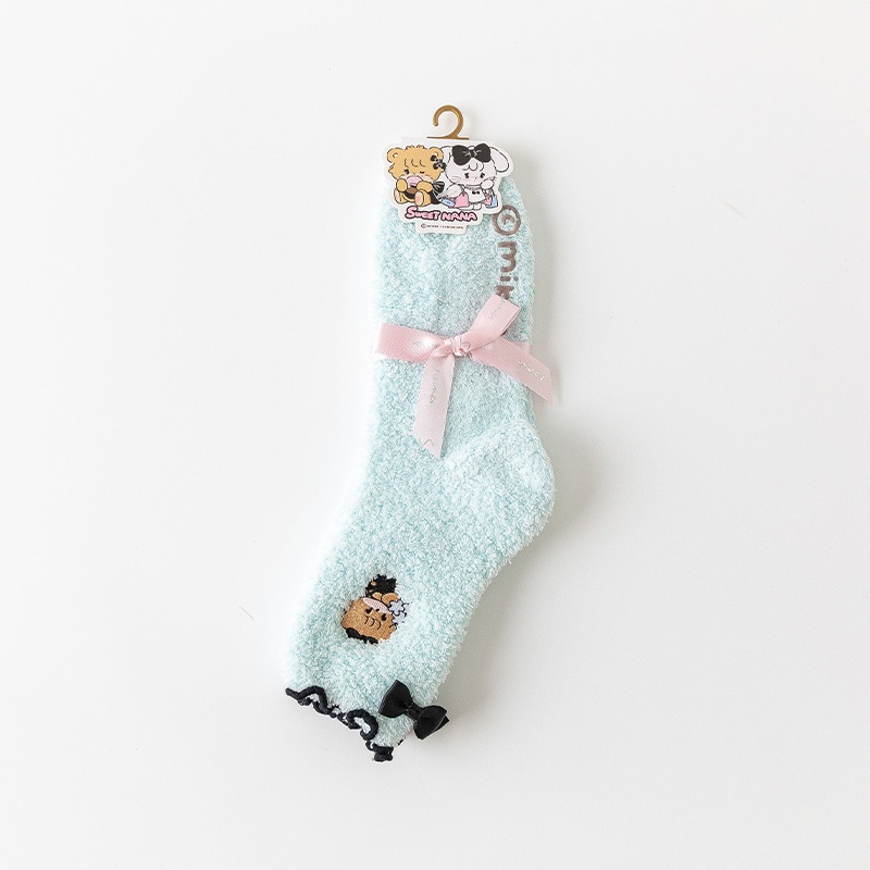 Calcetines de Piso de Coralina para Mujer Antideslizantes y Térmicos para Casa e Invierno image 6