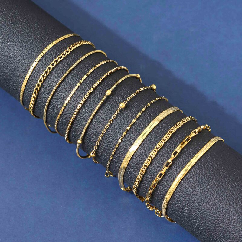 Titanium Steel Bracelet for Women, 18K Gold Plated Stacked Bracelet Set, Fashionable Stainless Steel Cuban Chain Paper Clip Plain Bracelet