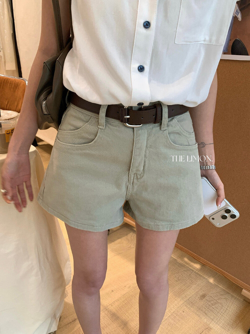 Quần short jean nữ lưng cao thiết kế hai túi phong cách trẻ trung — màu đen, Cao bồi xanh, trắng ngà, Xanh lá cây nhạtcolor chi tiết 30