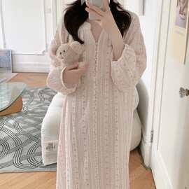 韩国ins女士新品秋装新款双层纱花朵V领珍珠扣花边短袖家居服睡衣