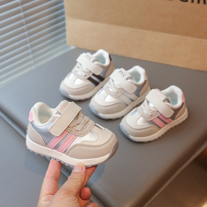 2026 Classic Infant Toddler Shoes Waterproof Leather Surface Boys' Sneakers Non-Slip Soft Sole Girls' Running Shoes