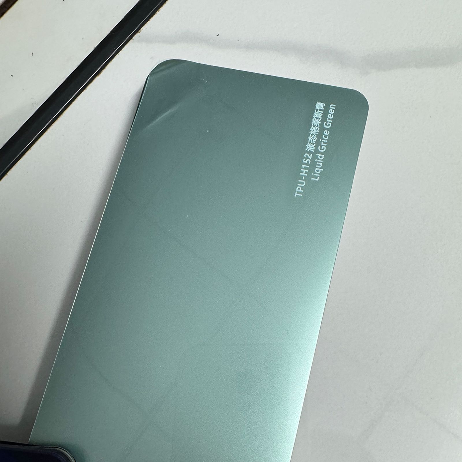 Film Ice River Blue, Tesla Car paint protective film - tpu-liquid-glaze-green-tesla-cybertruck-dedicated-car-cutting