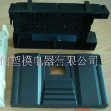 供应汽车外壳塑料壳模具汽车挡泥板模具汽车塑胶零部件注塑模具