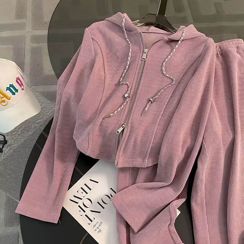 001 Europees stijl casual roze sportpak voor vrouwen vroege herfst 2024 nieuwe losse split wijde broek tweedelig set #882_voghion.com