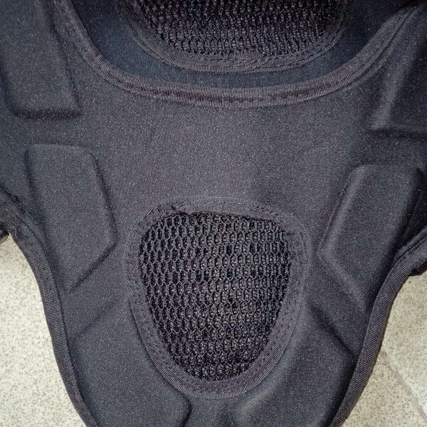Cross -country motorcycle motorcycle armor guard back