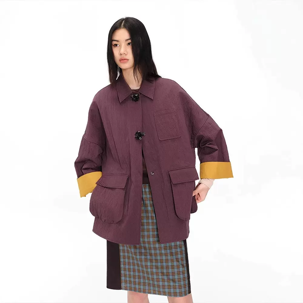 四媛 25秋季新款珠花扣撞色翻边袖巴恩风工装夹克外套上衣女7701