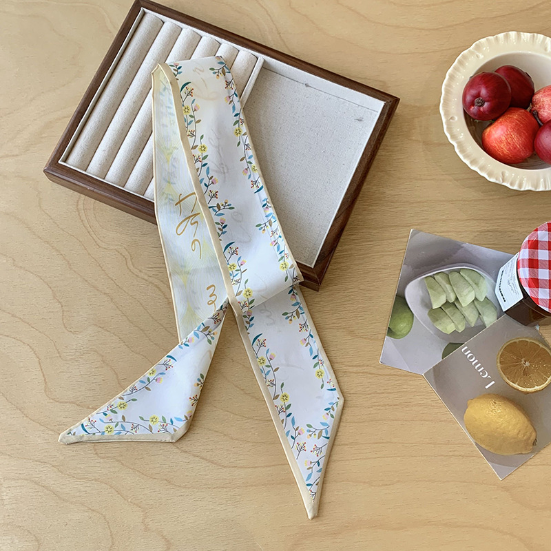 Bufandas de seda para mujeres de verano nuevo bufandas de moda flores y hierbas toallas de muñeca bolsas largas cinta cinturón atar cabello flotante