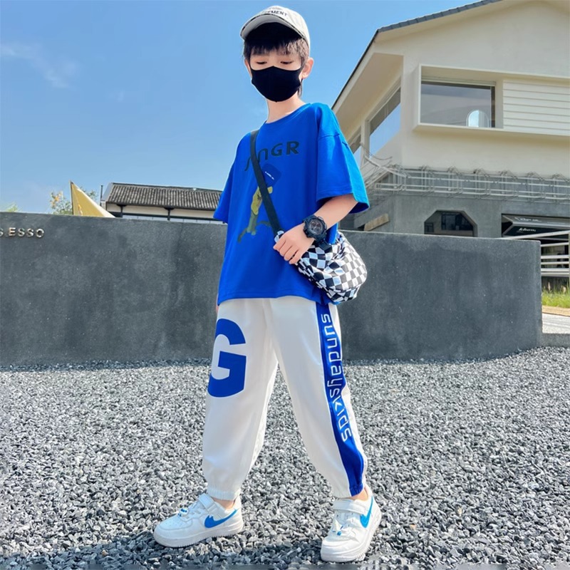 Summer clothing
