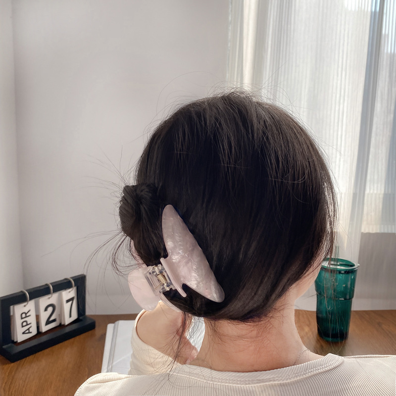 振東の大きいサイズは酢酸をまねて女性をつかみます。|undefined