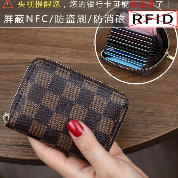 Gravity brown (9 card) -Rlades of anti-theft