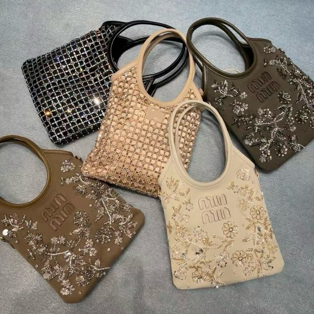 网红同款25开春新款手工刺绣串珠钻手提手拎包时尚高级单肩斜挎包