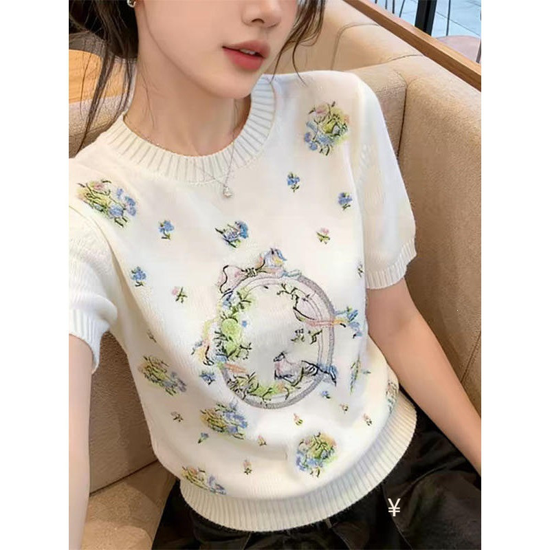 Chanel-Style Heavy Floral Embroidery Short-Sleeve T-Shirt for Women, New Spring Model, Elegant and Youthful Thin Knit Top for Summer