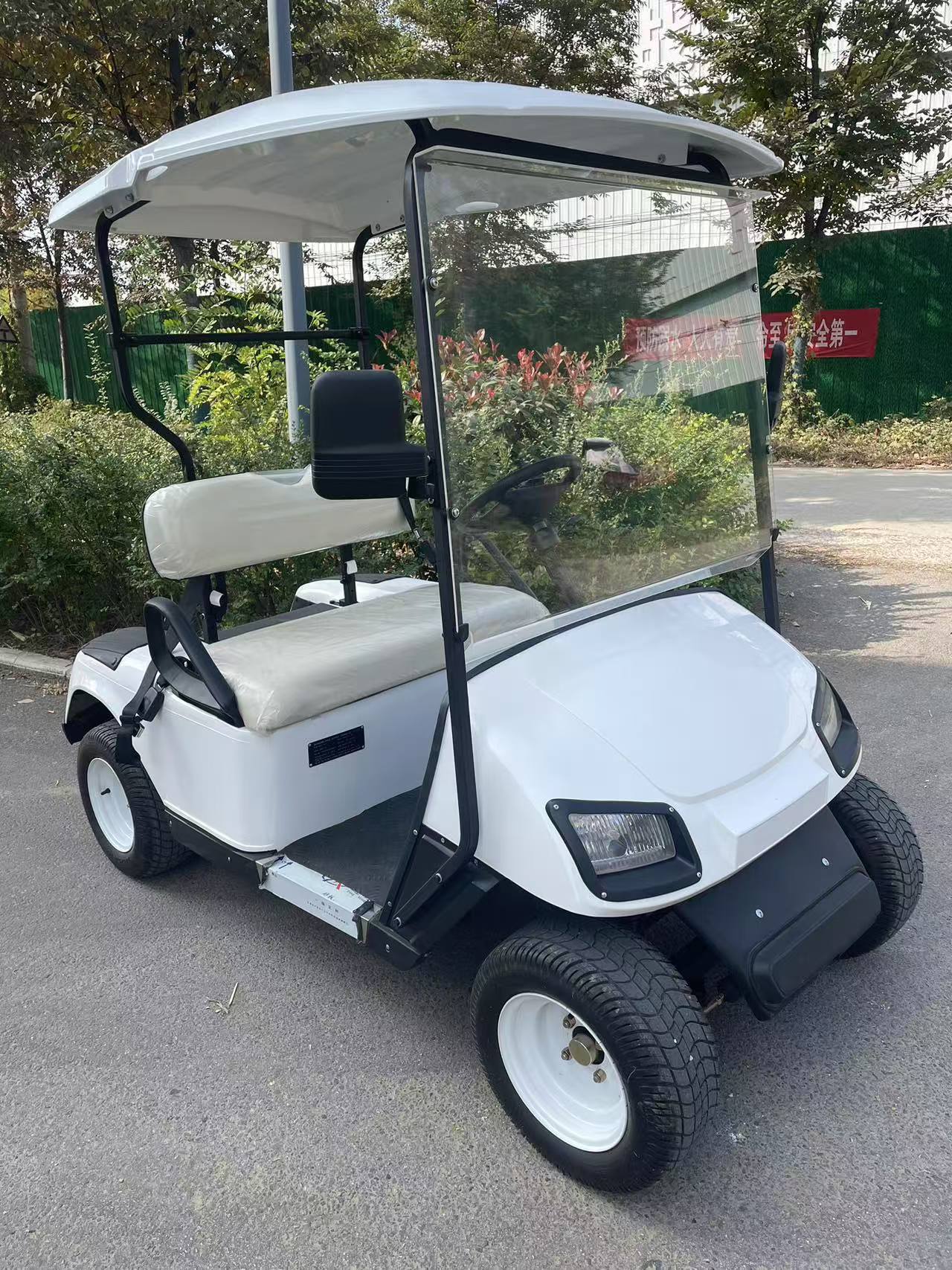 XT Xiangtu Travel Scenic Area Smart Scan Code Transport Vehicle Manufacturer 2-seater Golf Cart