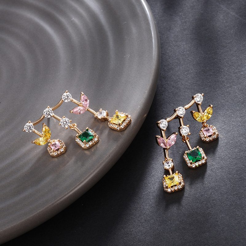 Xuping gemas artificiales de color geométricas bordas ligeras de lujo de alta sensación de otoño y invierno pendientes transfronterizos europeos y estadounidenses para mujeres