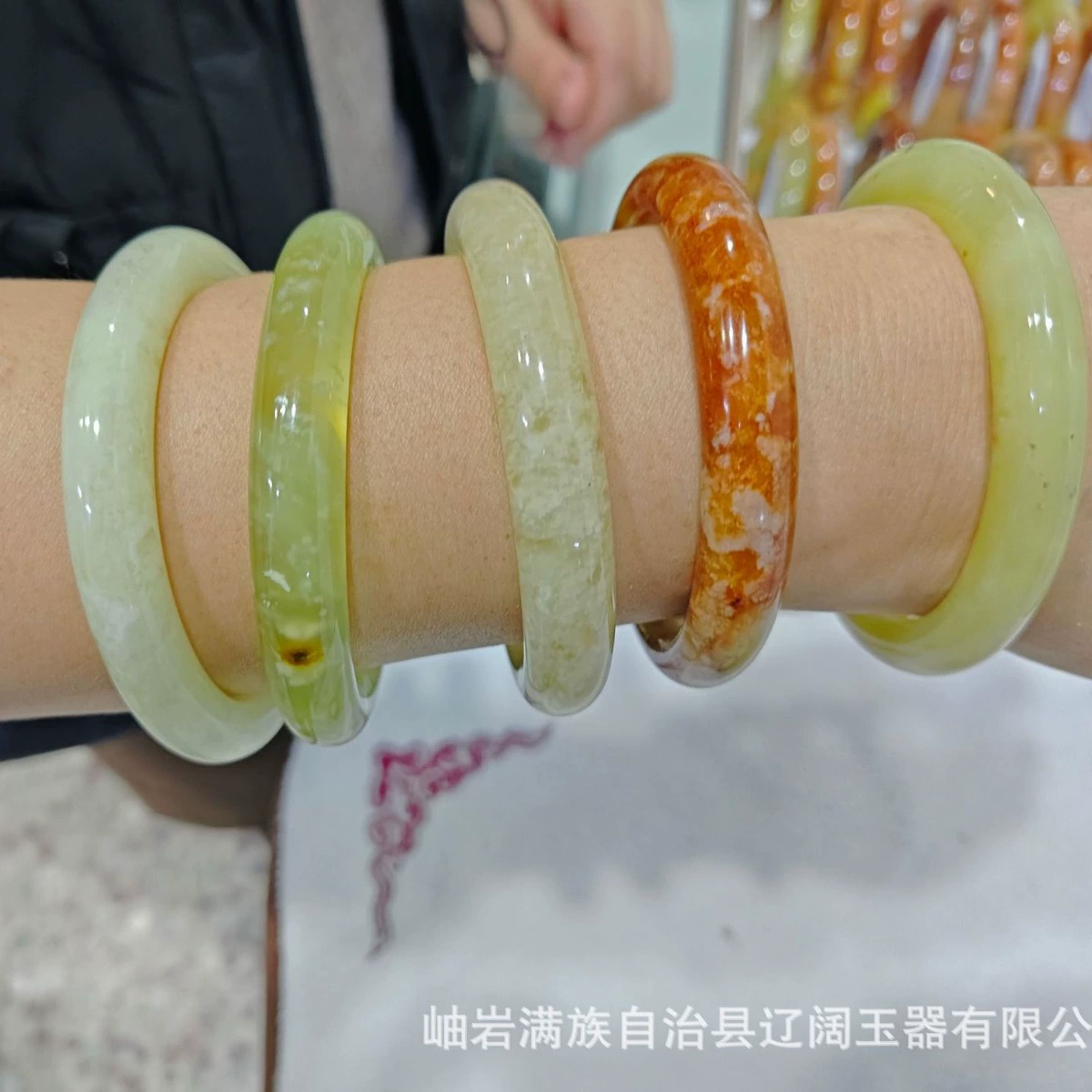 Оптовый естественный браслет нефрита цветка Liaoyang красный браслет живая студия браслет стойла нефрита браслет будет продавать подарки
