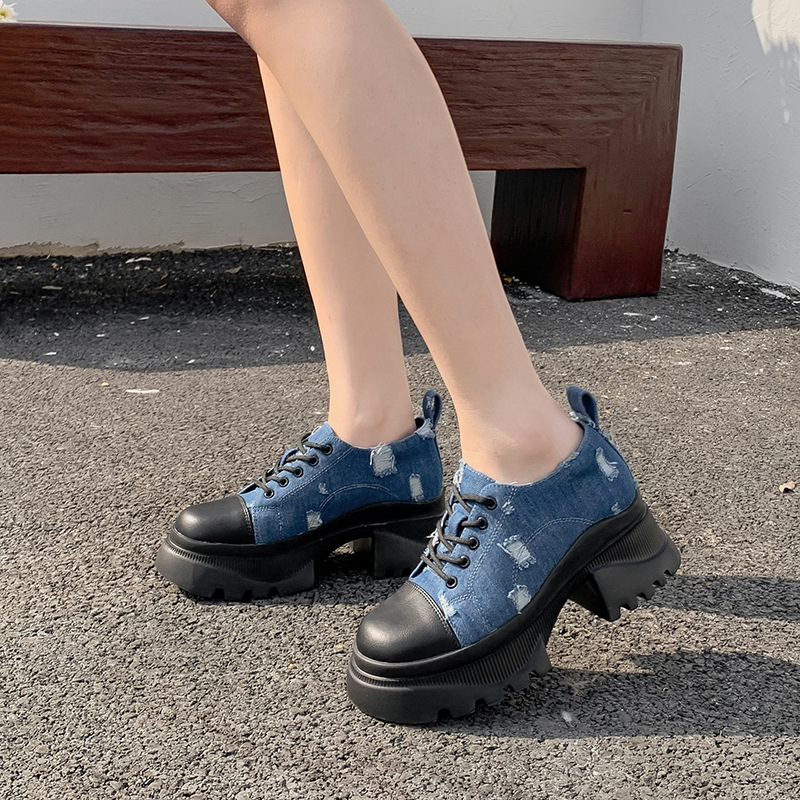 Biscuit big toe increased height and thick soles, seasonal casual shoes, denim canvas shoes for women with pants_voghion.com