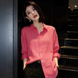 女式针织衫;女式衬衫;连衣裙