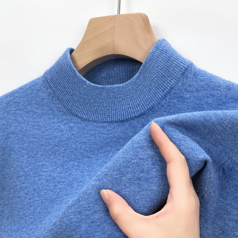 冬の新商品の男性式の半高襟のウールのセーターは厚くて暖かい長袖のニットの服の軽い豪華な紳士服の純色のセーターの男性を厚くします。|undefined