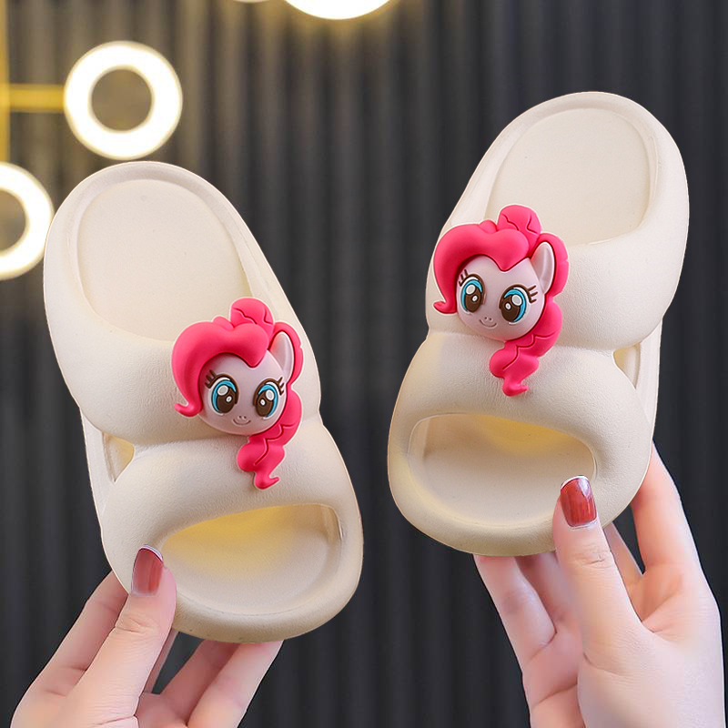 Pony Baoli verano nuevo estilo EVA para padres e hijos arrastre casa al aire libre lindo baño de dibujos animados baño sandalias y zapatillas antideslizantes