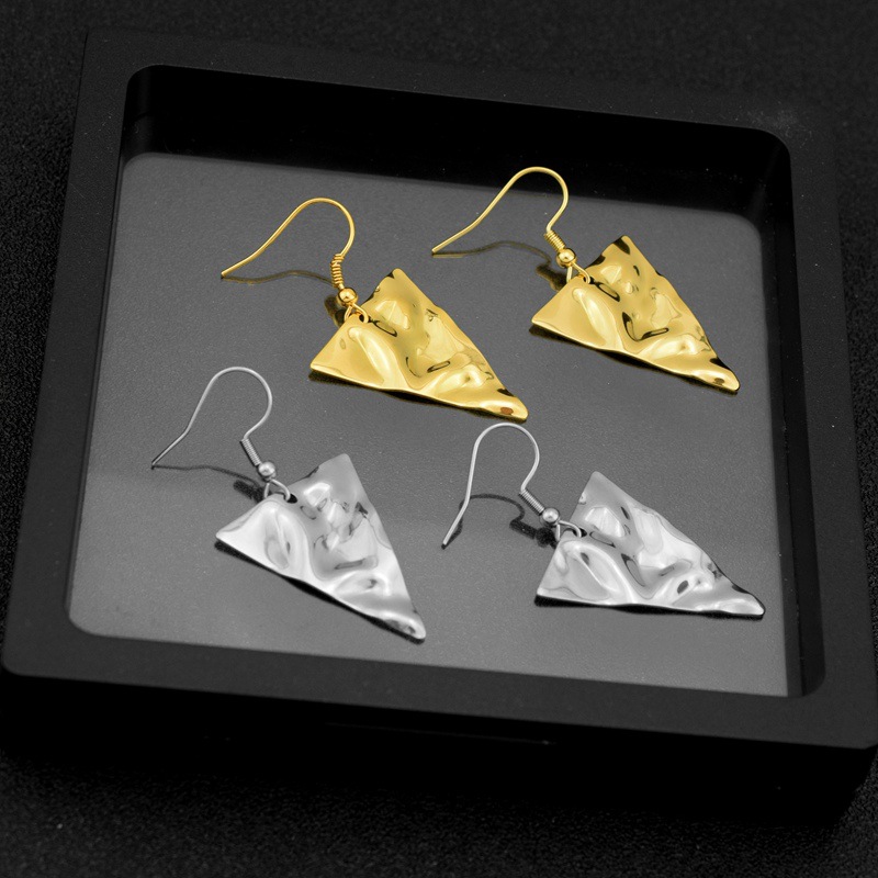Exaggerated Triangular Stud Earrings In Titanium Steel For Women_voghion.com