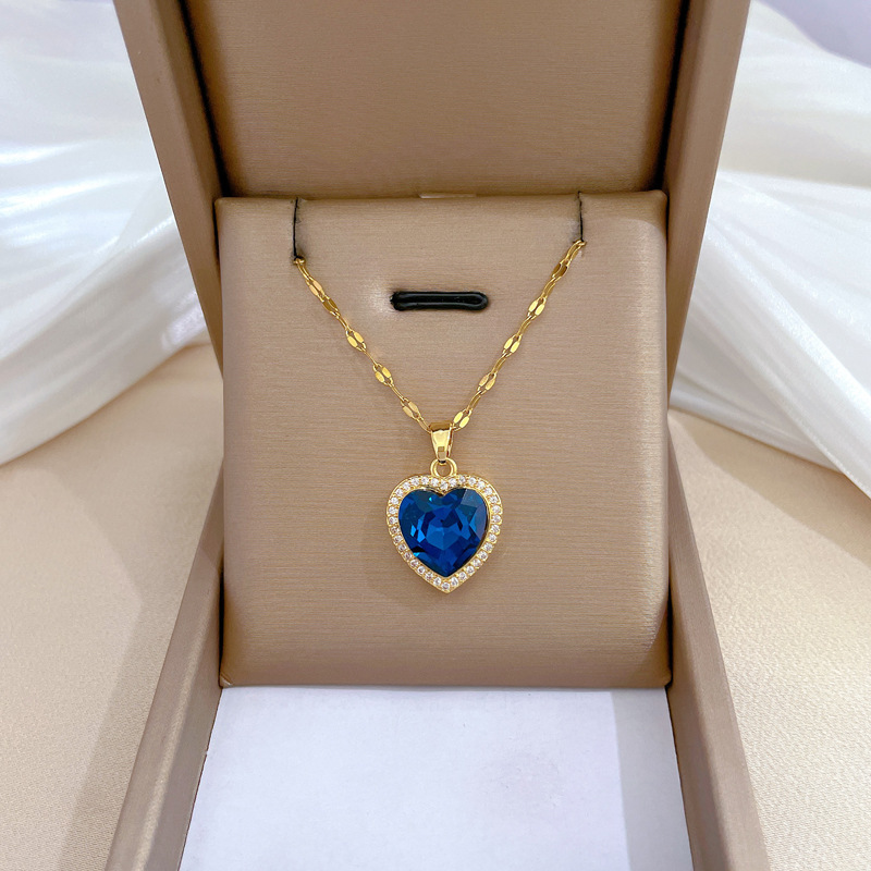 [Titanium Steel] Full Diamond Heart Accessible Luxury Elegant Gorgeous Full Diamond Necklace Female Popular Versatile Clavicle Chain Titanium Steel Chain