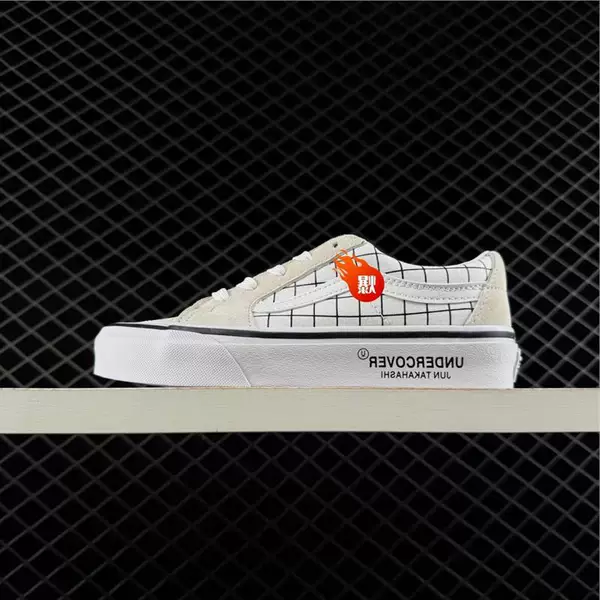 Putian shoes, new model: Vans SK8-LOW, unisex, classic low-top design with a plaid pattern, vulcanized casual athletic sneakers