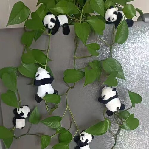 Panda plush fridge magnet cute cartoon plush toy Chengdu tourist souvenir gift mini panda magnetic sticker