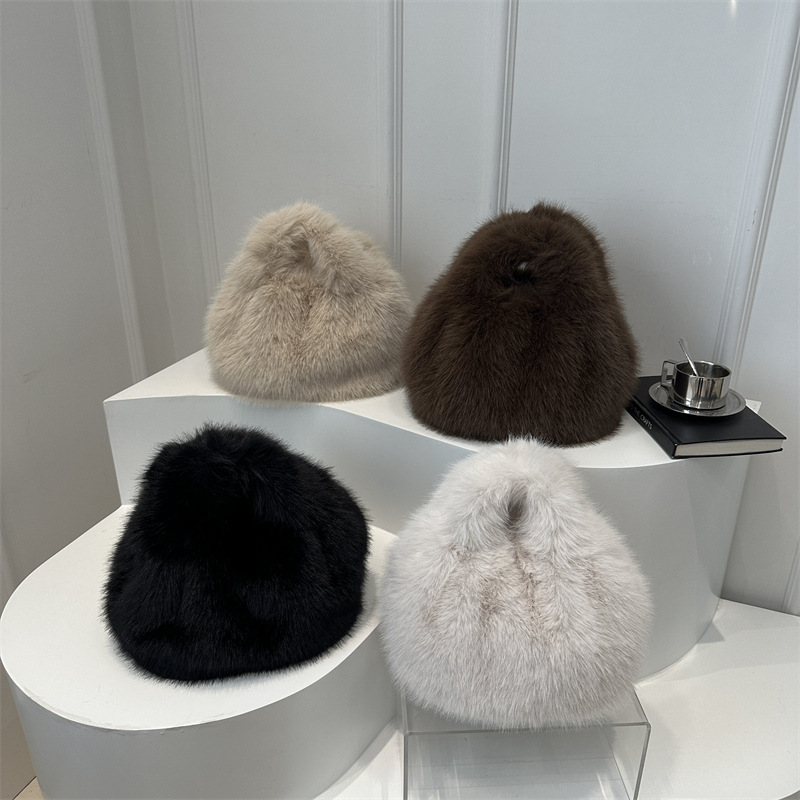 Bolsas de peluche de invierno 2024 nuevas bolsas de moda de mujeres estilo exterior simple bolsas de lana coreanas casuales