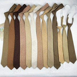 领带;领结/领花;口袋巾