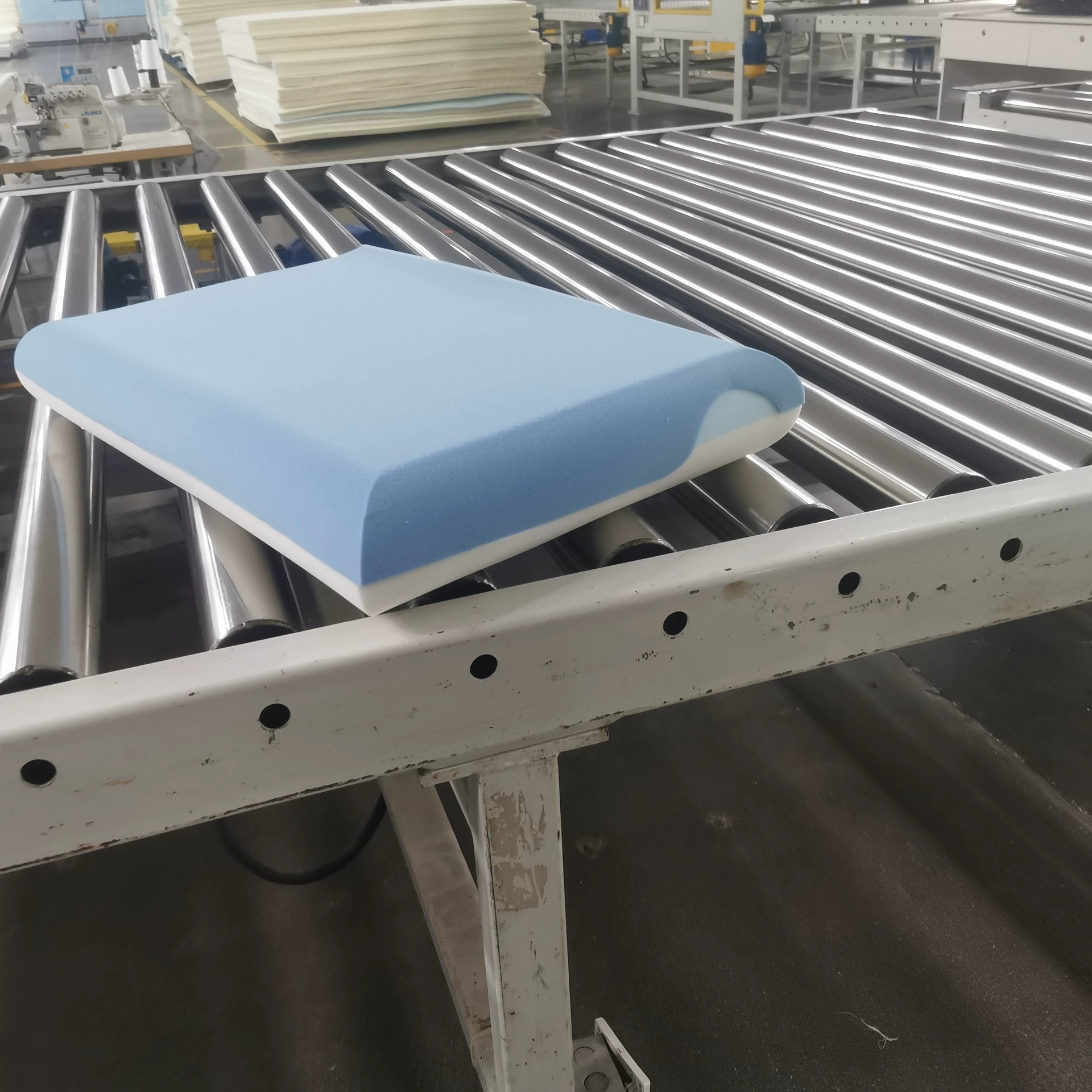 Индивидуальная подушка из пены с эффектом памяти, медленно восстанавливающая форму, волнообразная, с гелевым наполнителем, дышащая, перфорированная, нарезная подушка