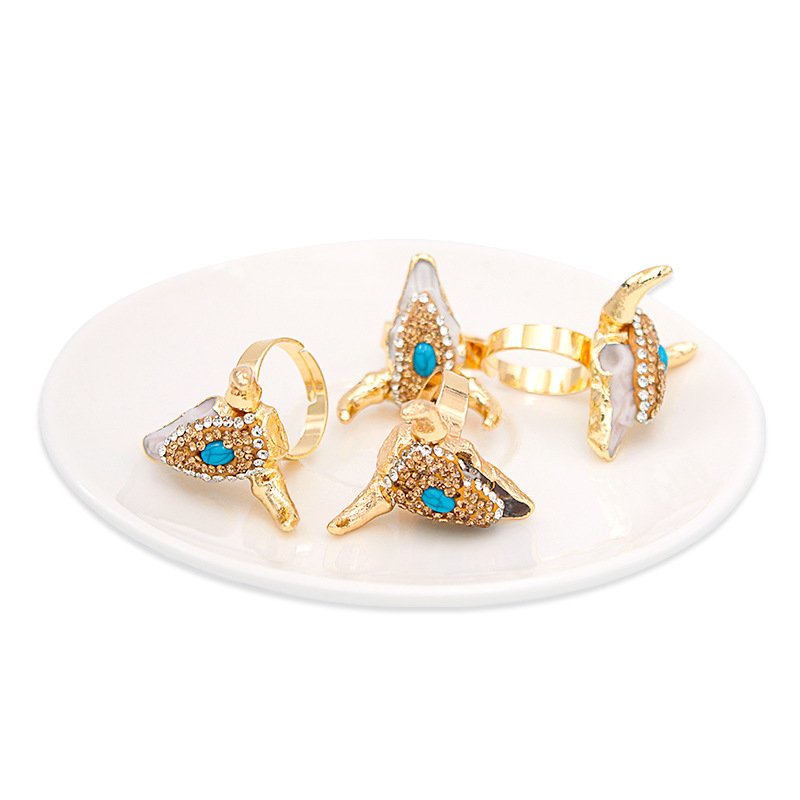 Exaggerated Bull Head Alloy Inlay Turquoise Rhinestones Unisex Open Ring display picture 6