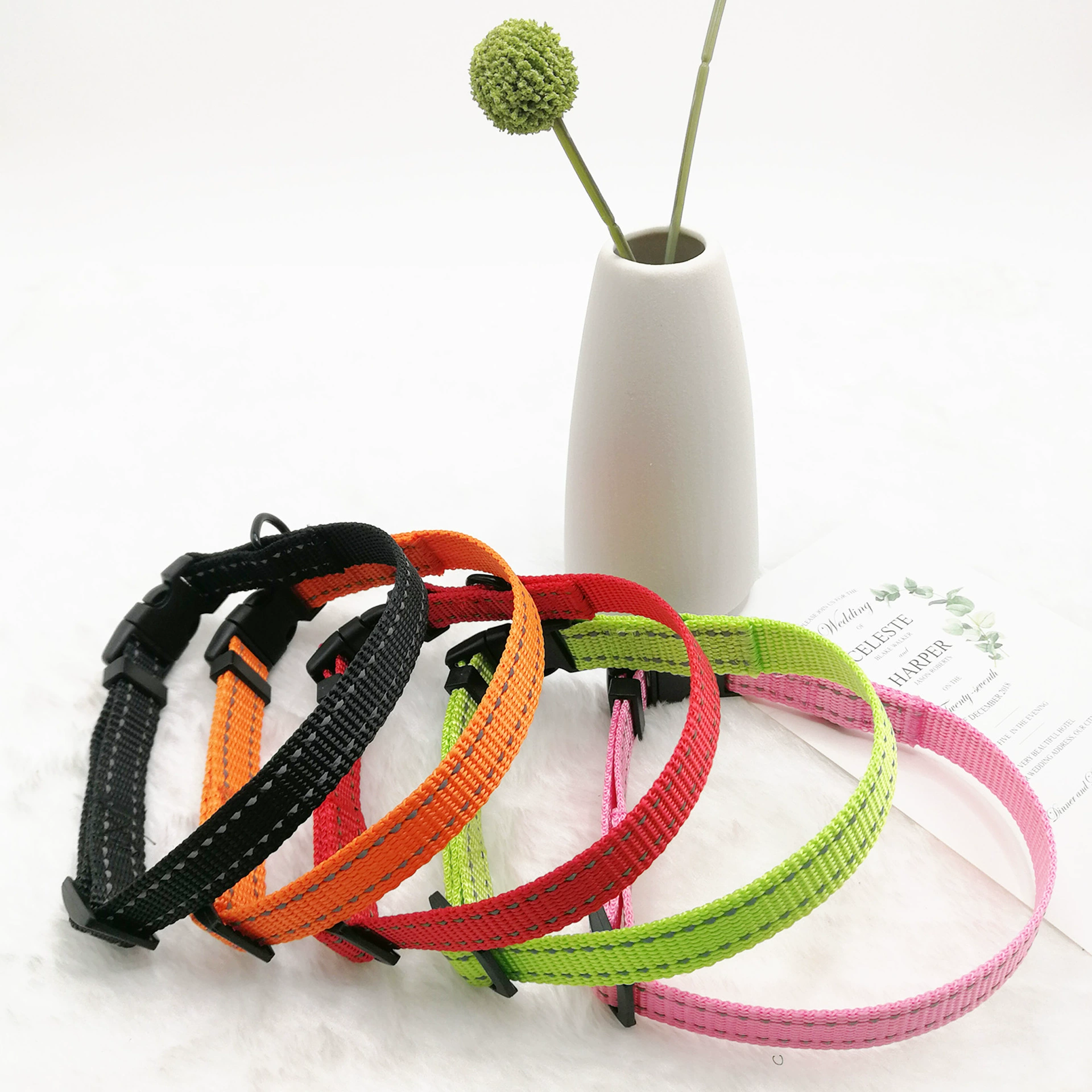 Трансграничный горячий нейлоновый Светоотражающий ошейник для собак с нитью Регулируемый ночной Светоотражающий ошейник для домашних животных Легкая веревка для собак