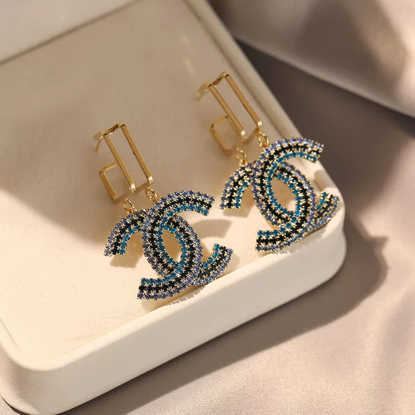 New Earrings Letter Double C- Shaped Zircon Inlaid Fashion Light Luxury Earrings Niche High-End Elegant Elegant Earrings Wholesale