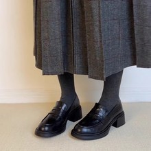 牛皮版粗跟气质厚底山茶花乐福鞋女复古百搭女单鞋一脚蹬小皮鞋