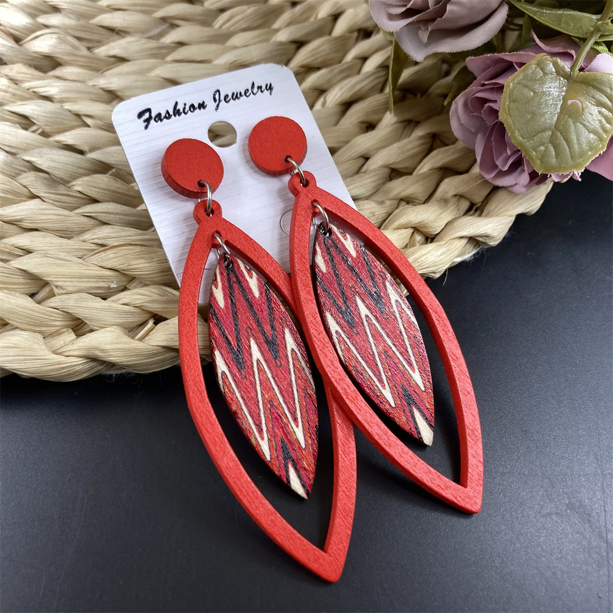 1 Pair Bohemian Simple Style Leaf Stoving Varnish Hollow Out Wood Drop Earrings display picture 6