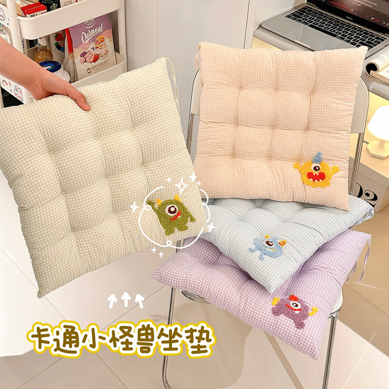 卡通坐垫椅子垫屁垫办公室久坐不累神器学生宿舍教室防屁股痛座垫