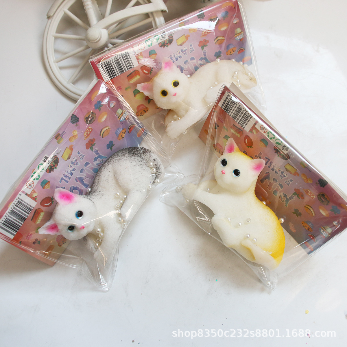 Amasar gatos simulados (12 cajas mixtas)