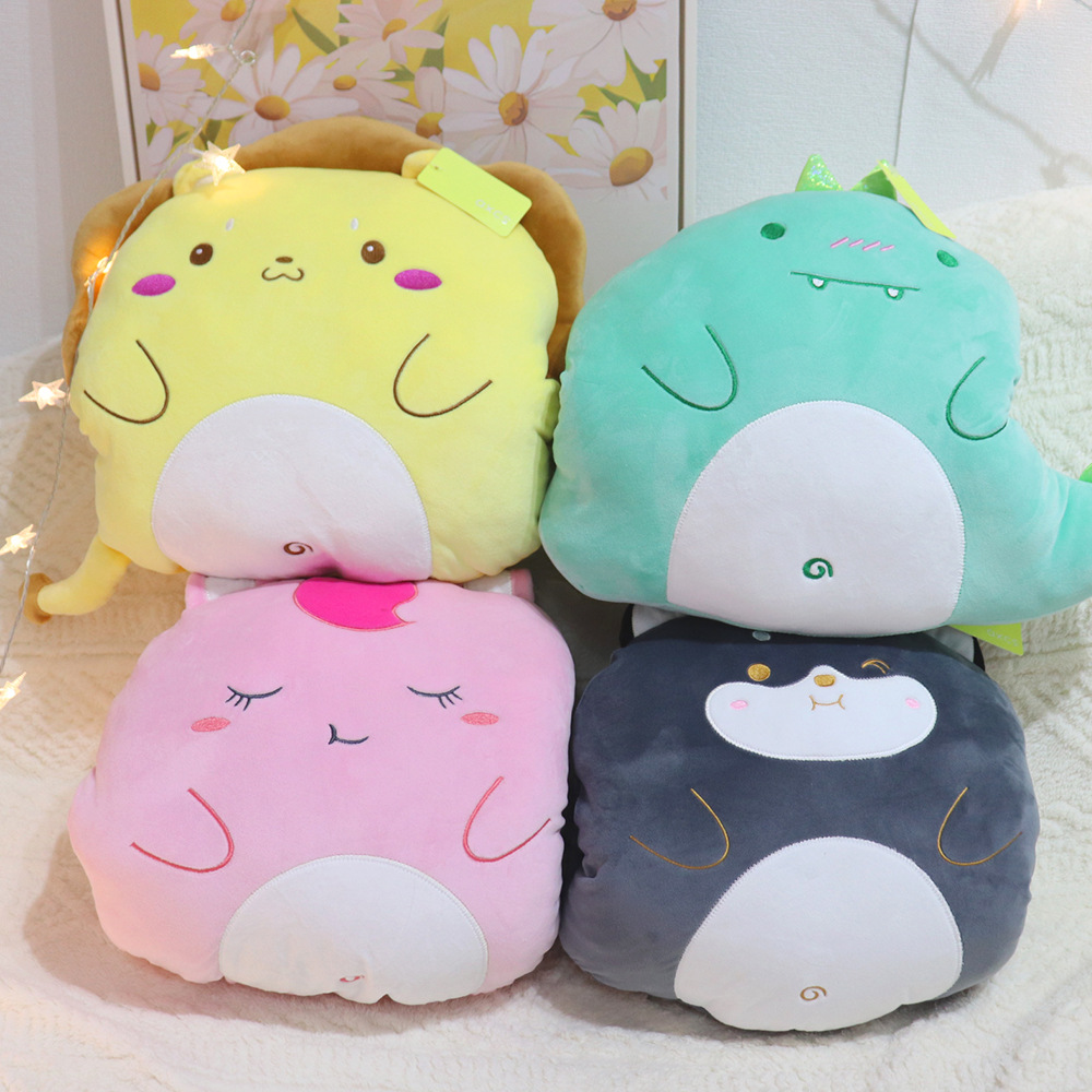 毛绒卡通动物暖手抱枕可爱亲肤冬季暖手捂可插手午睡枕娃娃礼物