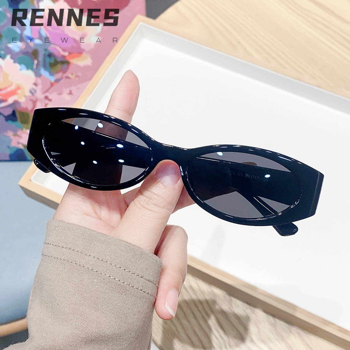 Gafas de sol de tendencia de montura pequeña ovalada retro europea y americana