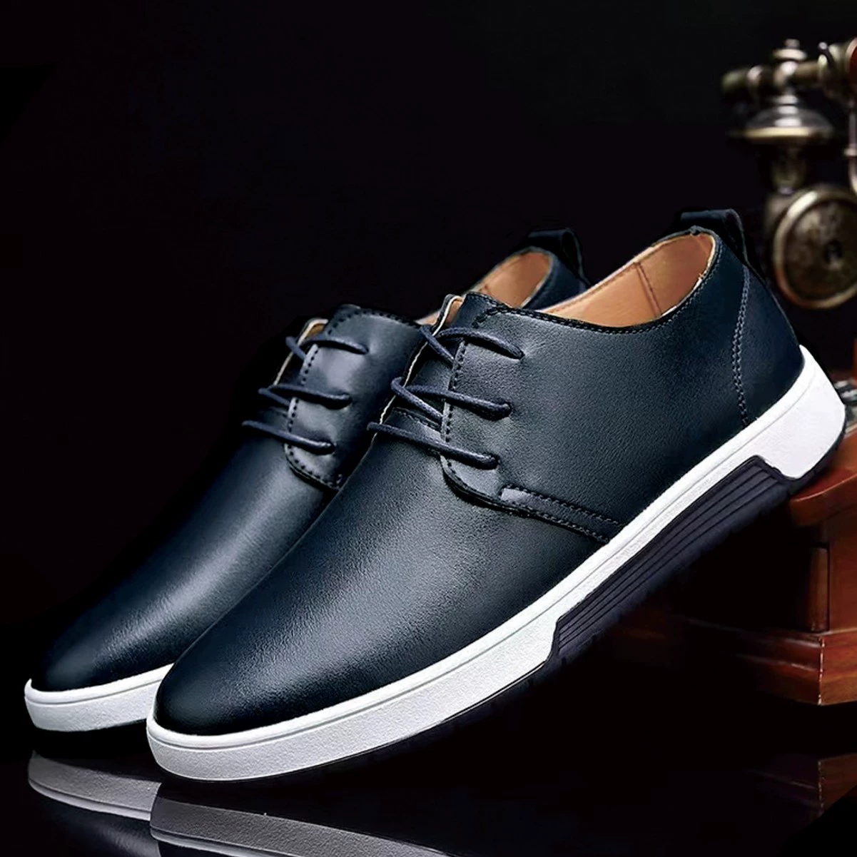 Новые мужские деловые кожаные туфли, простые однотонные мужские туфли без шнуровки, повседневная модная универсальная обувь в британском стиле.