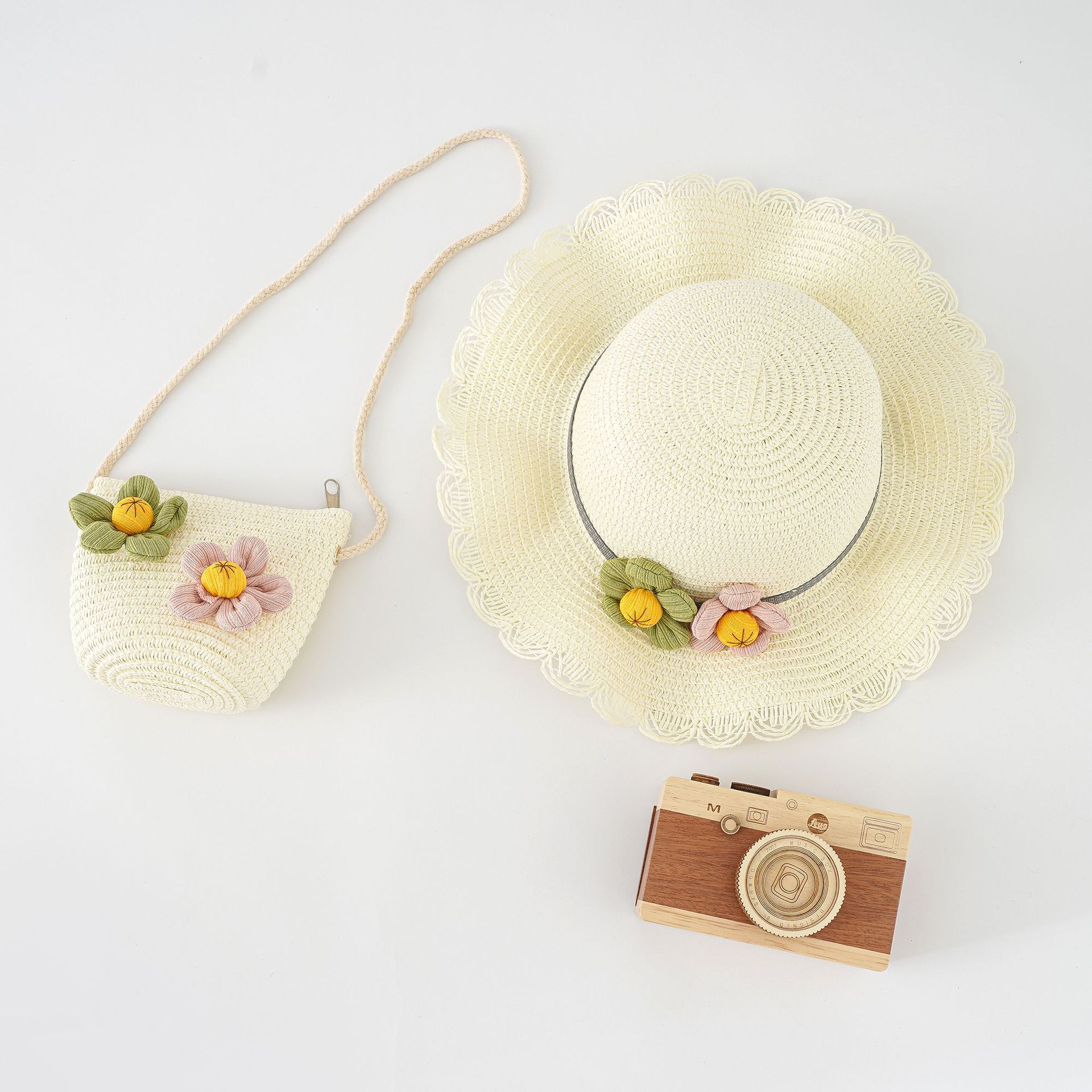 2023 nuevo traje de paja para niños bolsa de moda para niñas bolso de verano flor sombrero de paja