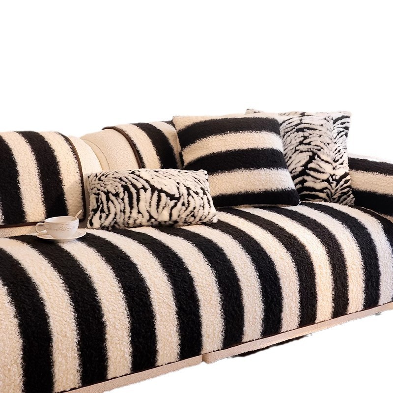 Cojín de sofá de cordero invierno invierno antideslizante cojín de peluche de alta calidad cuatro estaciones generales 2024 nuevo tipo de cubierta de tela
