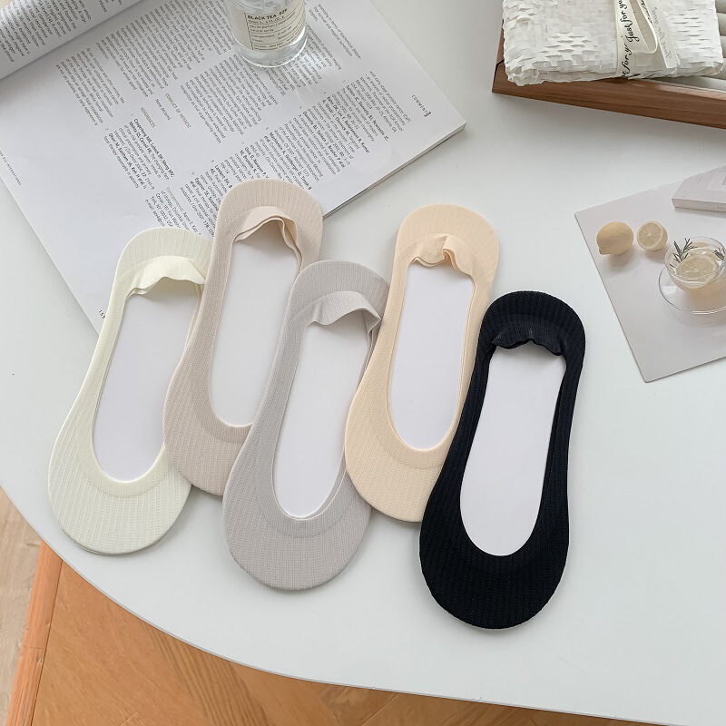 Spring and Summer Solid Color Korean Style Thin Ice Silk Arbitrary Cut Shallow Mouth Invisible Socks Women's Morandi Color Silicone Non-slip Women's Socks