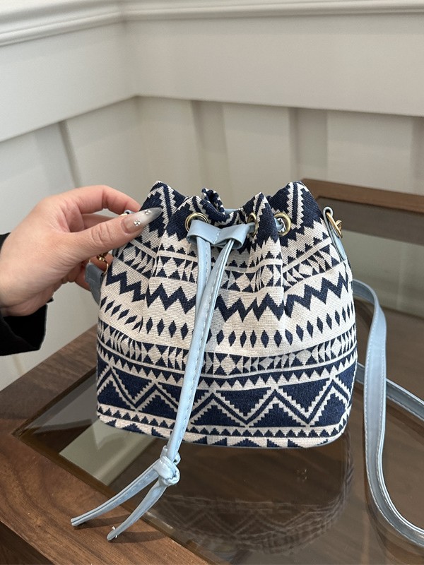 Ethnic shoulder bag