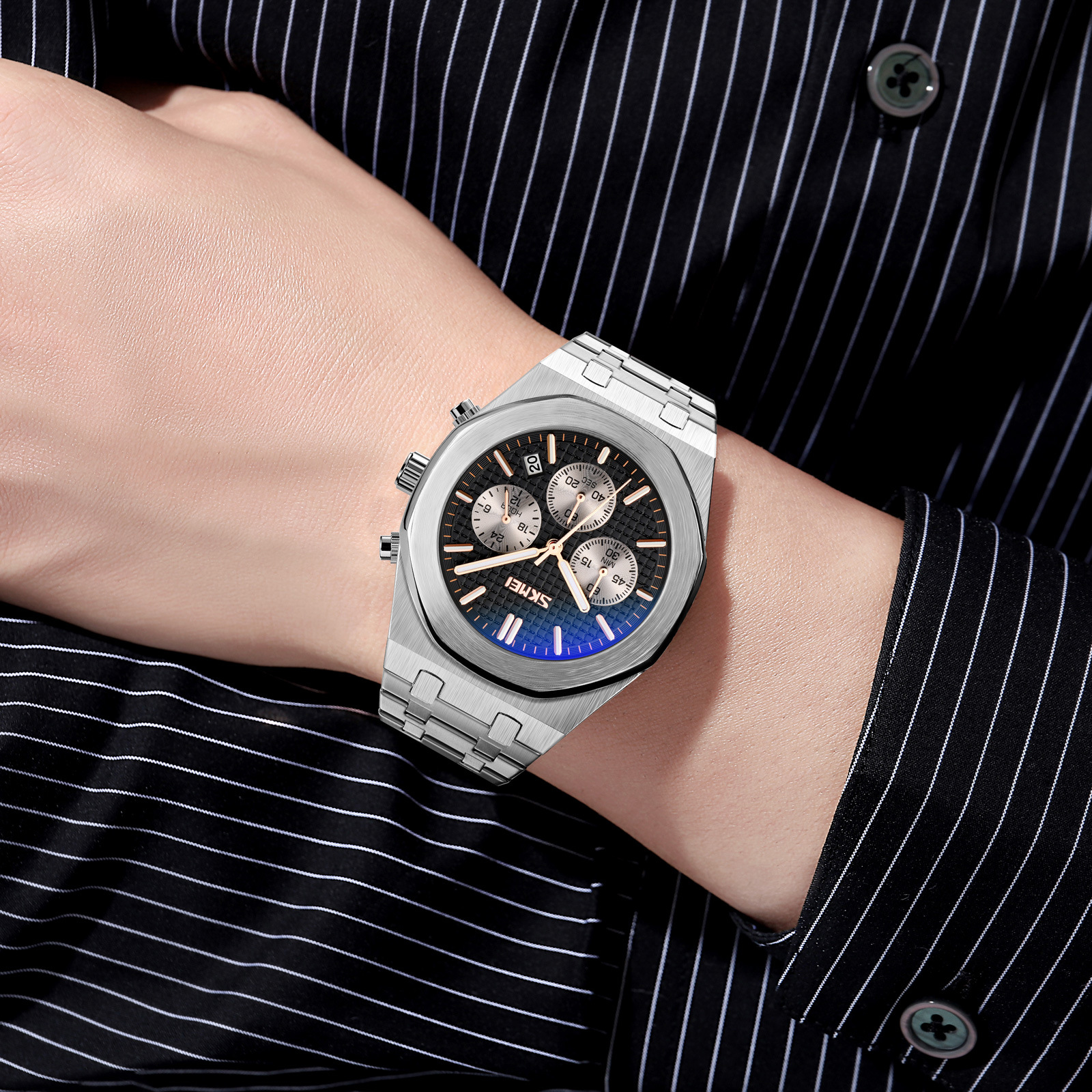 Momento de los relojes de pulsera de tres ojos seis agujas multifuncional correa de acero para hombres reloj de cuarzo impermeable suministro transfronterizo
