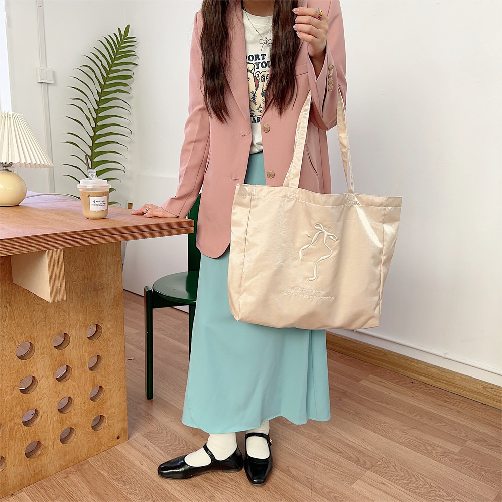 44284 large-capacity double-sided embroidered bow, sweet tote bag, single-shoulder cloth bag, canvas schoolbag for girls undefined