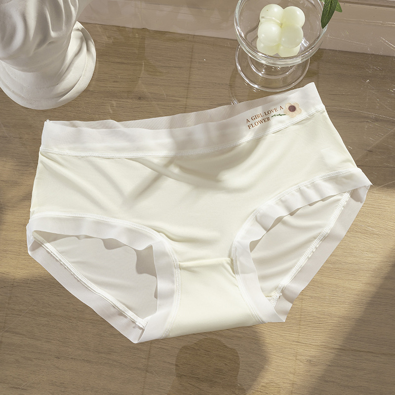 Ropa interior de seda de hielo para mujer, entrepierna inferior antibacteriana de algodón puro, estilo fino de verano, transpirable y cómodo, calzoncillos de niña sin costuras, ropa interior de gran tamaño