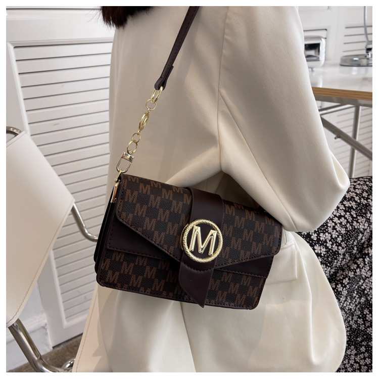 Unterarmtasche für Frauen 2023 neuer Stil französische Nische High-End-Modekette Umhängetasche beliebte kleine quadratische Tasche_voghion.com