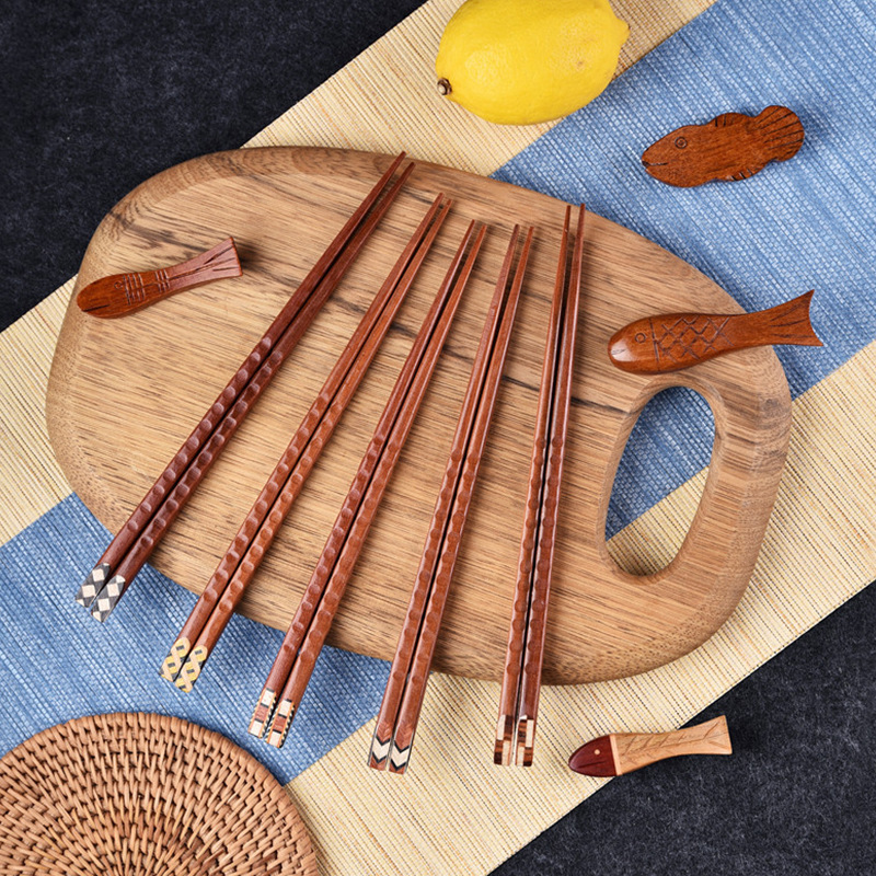 意大利幻彩条边木质筷子批发 家用印尼铁木幻彩龟甲筷 公筷定制|ru