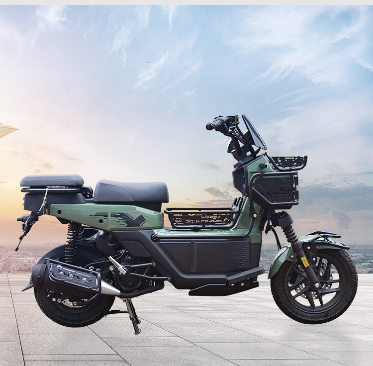 Suitable for Honda Squarex125 Front Rack Exhaust Guard Bar, Zuma 125 Windshield, Central Storage Rack, Lampshade Modification